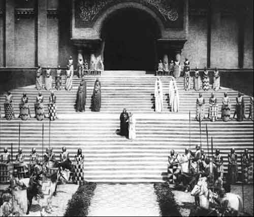 nibelungen10.jpg (63517 octets)